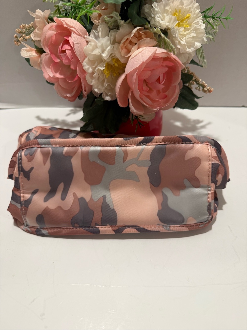 lug Pink Camo Trolley Toiletry & Accessory Parasail Organizer Bag - Picture 4 of 16